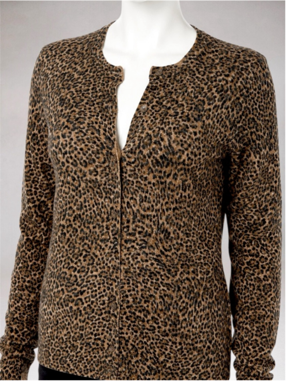 GAP Women’s Leopard Print Button-Front Cardigan Sweater – Size Small T - Picture 8 of 12